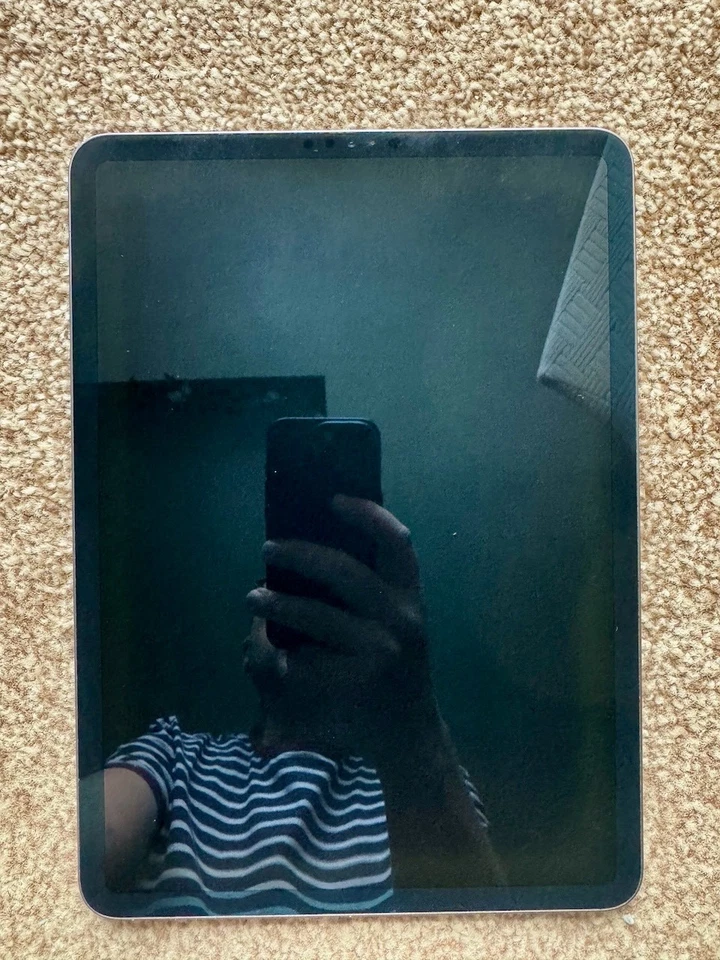 Apple iPad Pro 11-inch (1st generation) · 64GB · Wi-Fi, photo 3 of 5