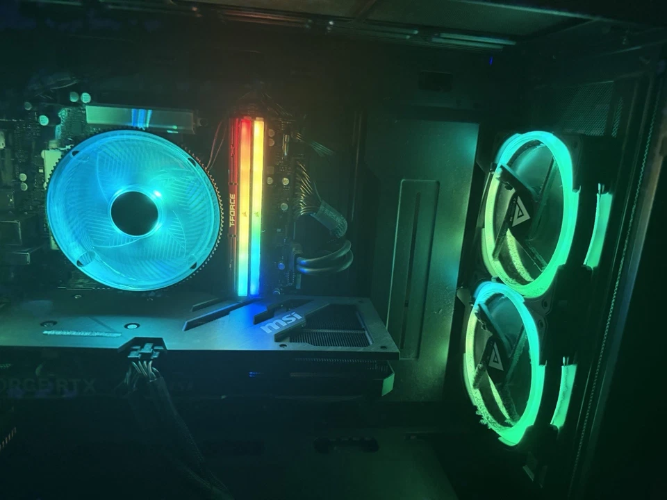 RTX 4060Ti 8GB, I7-13700F, 48GB DDR5, 2TB NVMe - CyberPowerPC Gaming Xtreme PC - Image 3 of 4