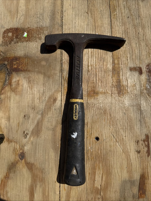 FatMax 20 oz. 11 in. AntiVibe Brick Hammer w/ Rubber Grip Handle