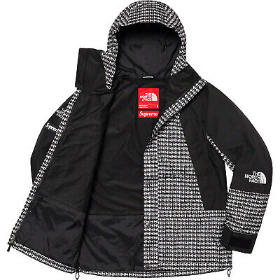 Supreme / The North Face Studded Mountain Light Jacket Black Supreme / The North Face Studded Mountain Light Jacket Black