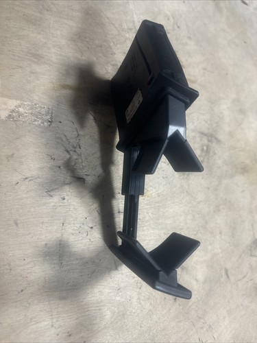 Volkswagen Polo 9N Holder Drinks 6Q0858601H