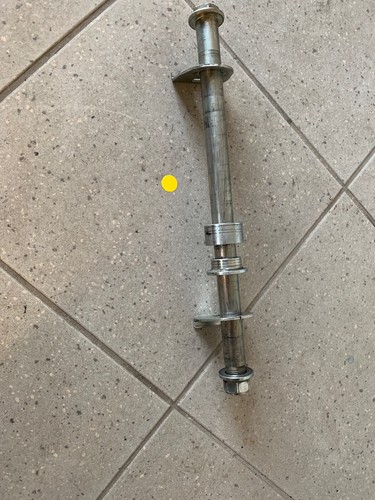 Hinterachse Achse hinten komplett Bandit 600, Top!