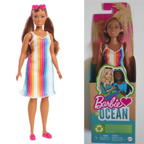 Barbie Loves The Ocean Realizzate in plastica riciclata Mattel bambola maclama - Foto 1 di 4