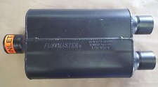 Flowmaster 9425472 Super 44 Steel Muffler 2.5 Center Inlet 2.5 Dual Outlet New