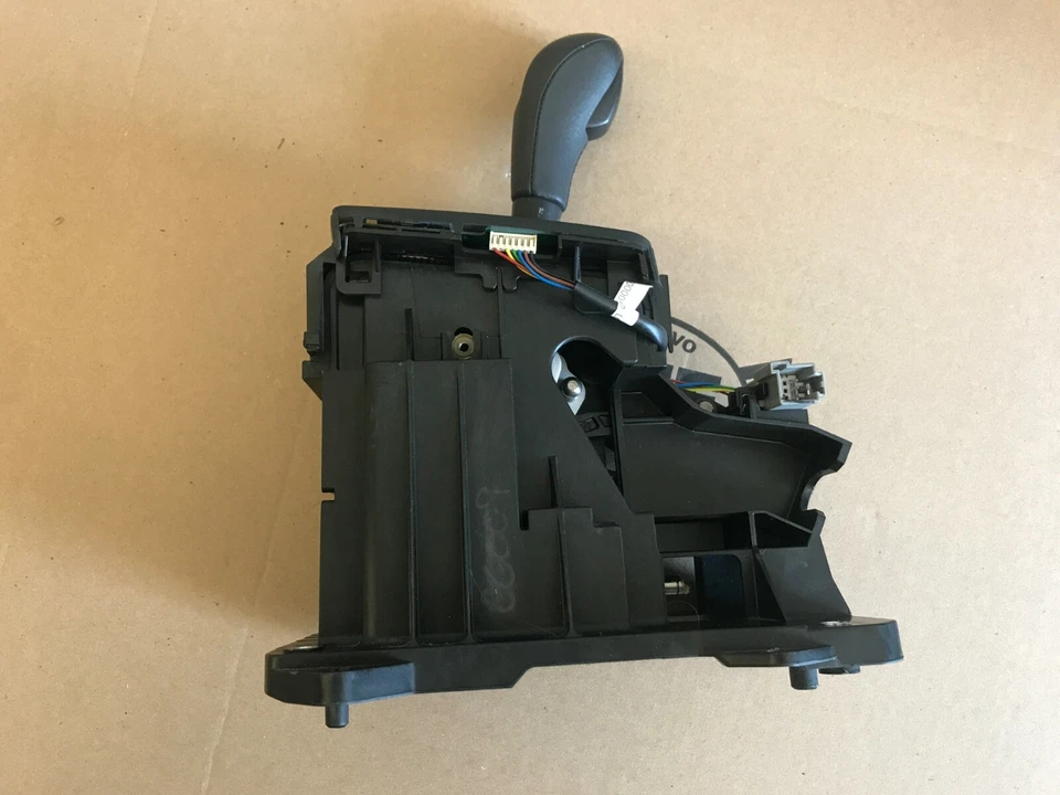 04-13 Volvo S40 V50 C30 C70 Conjunto de palanca de cambios automática de piso 31259587 Foto 3 de 4