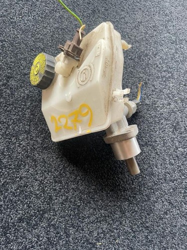 Behälter Bremsflüssigkeit Hauptbremszylinder Bremskraftverstärker PEUGEOT  206+