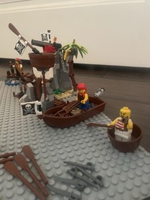 LEGO Pirates 2015 4 Sets + Manuals *MISSING PARTS* *NO BOX* READ DESCRIPTION