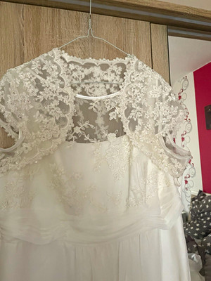 Amera Vera Brautkleid Weiß Gr. 50 Übergröße Empire Kurzarm Spitze Paillette