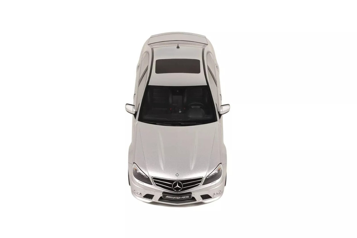 1/18 Mercedes Benz C63 AMG W204 2008 Silver Resin Model Car by GT