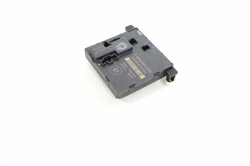 MERCEDES CLS320 CDI C219 2007 RHD HINTEN RECHTE T�RSTEUERUNG A2198200326