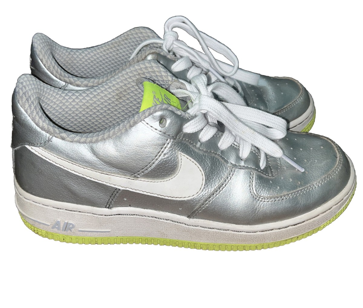 Nike Air Force Youth Size Gray Silver Athletic Basketball