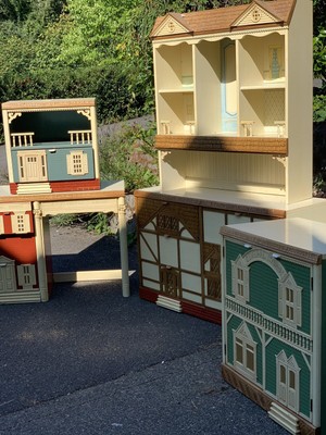 singer dollhouse furniture