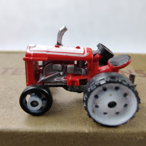 Classic Tractor. Red. 1989 Micro Machines Galoob - Picture 3 of 9