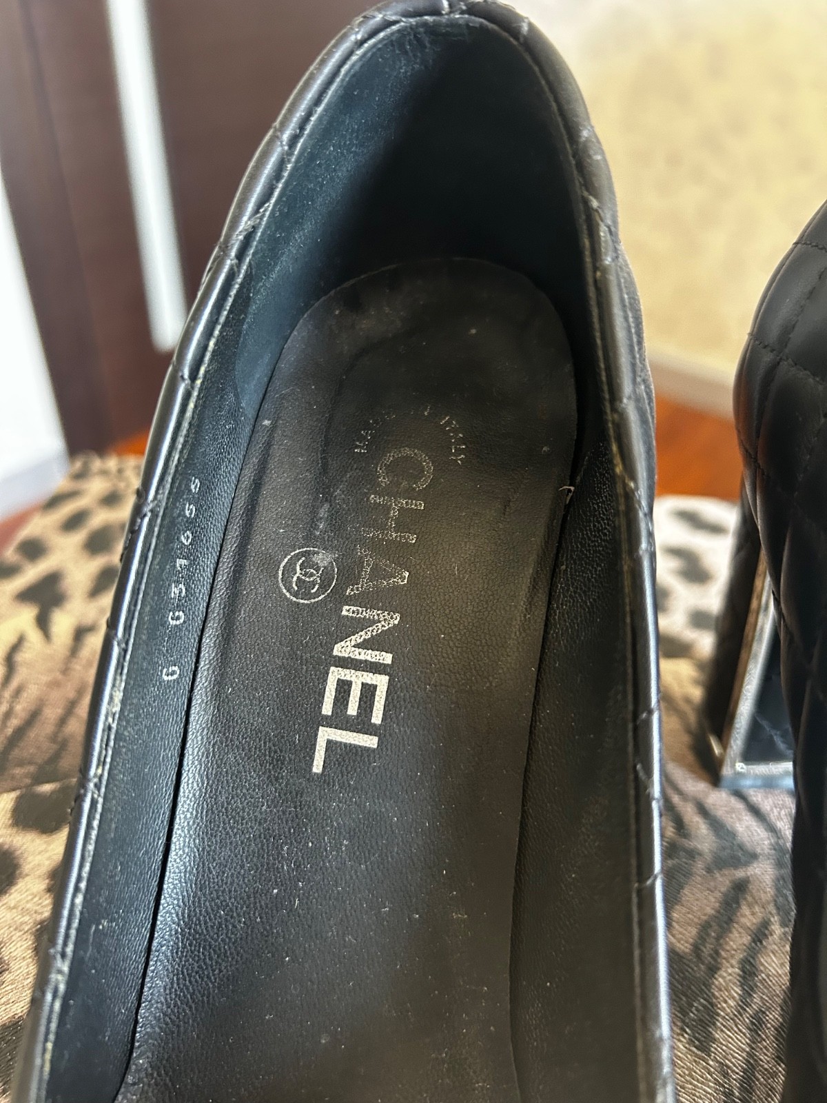 Black Chanel Quilted Pointed Cap-Toe Pumps Size 37.5 thumbnail 14