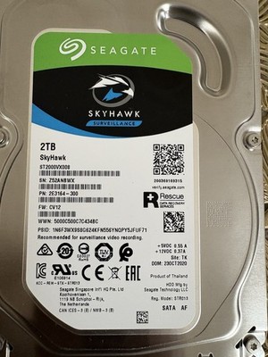 2 TB SATA Seagate SkyHawk Surveillance ST2000VX008 5900rpm 64MB 3.5'' Festplatte