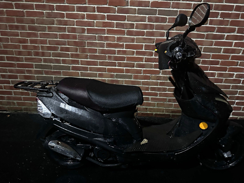 Tao Tao pony Scooter Black w/ Rear Rack
