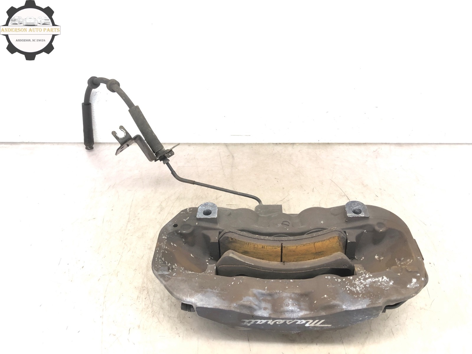 2014-2020 MASERATI GHIBLI LEFT DRIVER FRONT BRAKE CALIPER BREMBO W/ PADS OEM