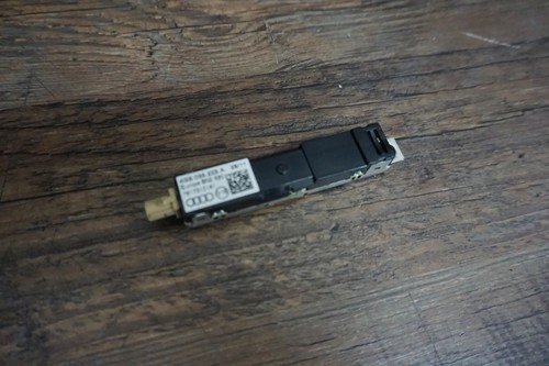 Audi A6 4G C7 Avant Heckklappe Antennenverstärker links unten 4G9035225A