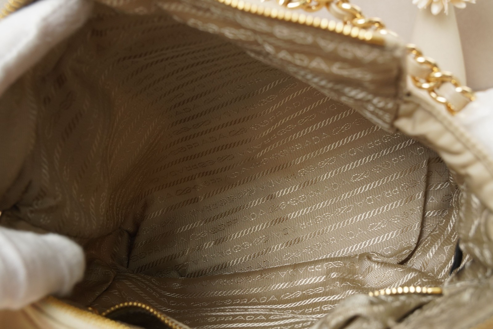 Prada 1978 Shoulder Bag Small Beige Gold Nylon/Dustbag/Leather Tag thumbnail 15