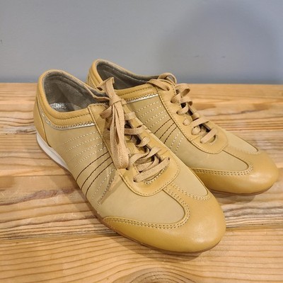 Women's Hush Puppy Air Lace Up Brown Shoes Size 9