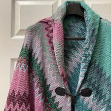 Poncho Women's One Size Cheveron Aztec Shawl Collared Cape Fringe Toggle Closure