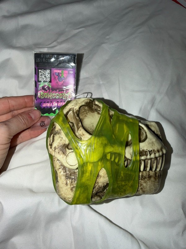 BRAND NEW GROSSMOS GROSS-A-SAURUS BLIND MYSTERY DINO WITH SLIME