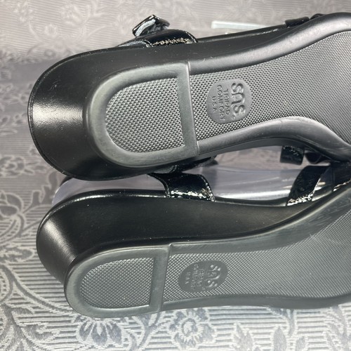 SAS Strapy Black Leather Wedge Sandal - 8 S - Picture 11 of 12