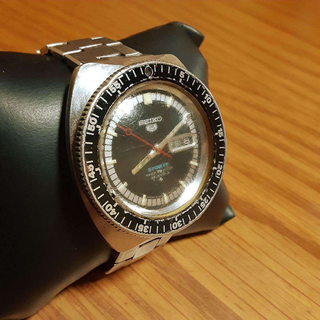 Seiko 5 Sports Automatic Watch 6106-8120 Rare Vintage Day Seiko 5 Sports Automatic Watch 6106-8120 Rare Vintage Day