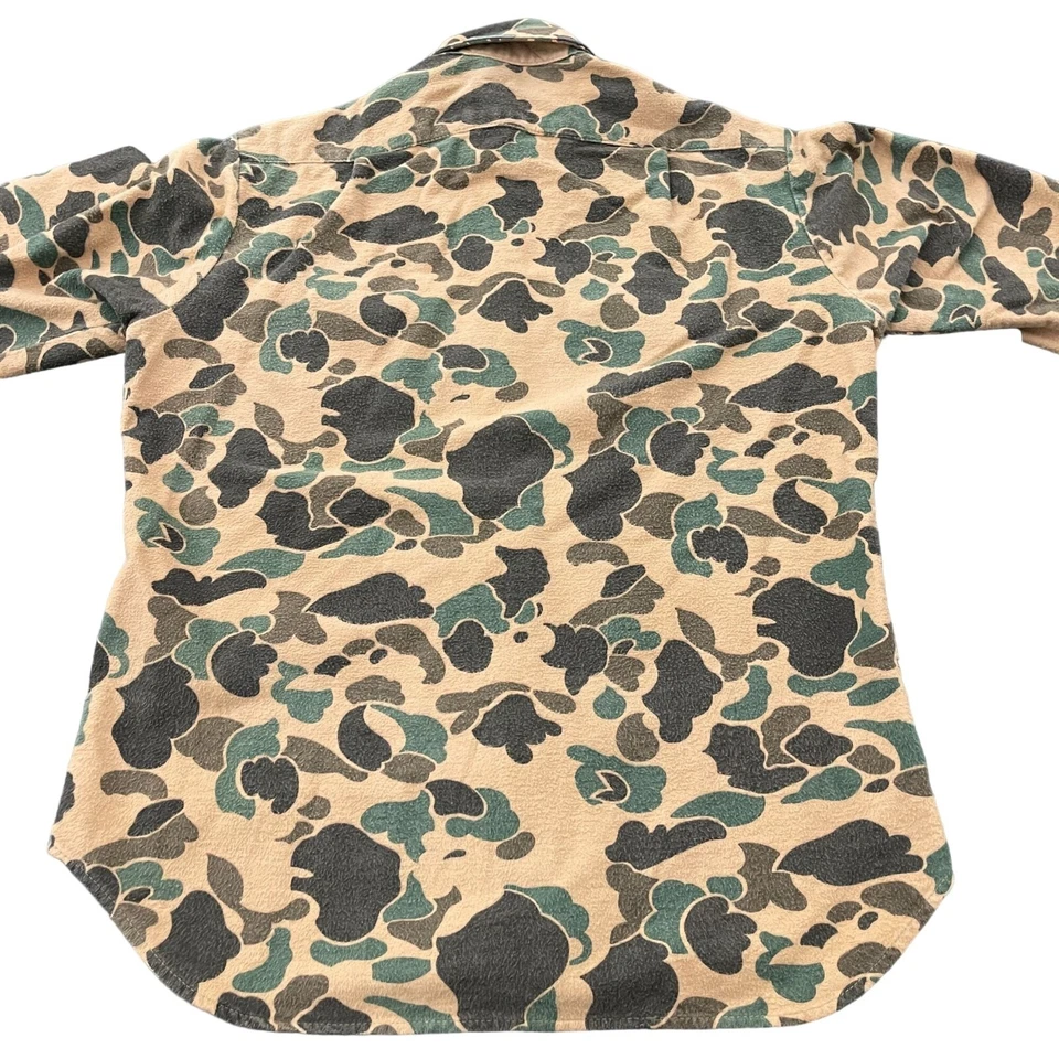 De colección. Camisa Eddie Bauer Para Hombre Camuflada Franela Abotonada LS Hecha en EE. UU., Talla L Foto 2 de 4