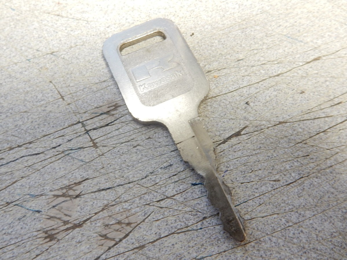 Vintage Kawasaki OEM Factory Pre Cut Motorcycle Key # Z5276 | eBay