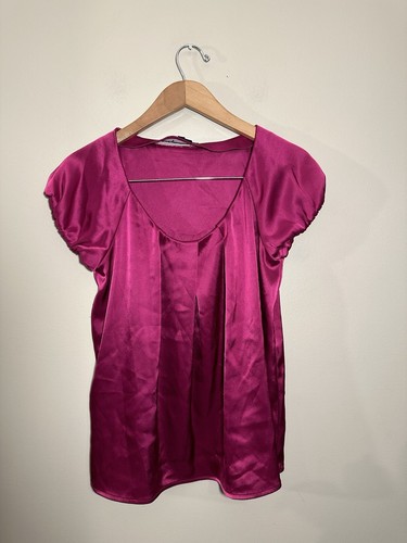 THEORY Besette Pullover Top Pleated Blouse Size Small Magenta Dark Pink - Picture 2 of 5