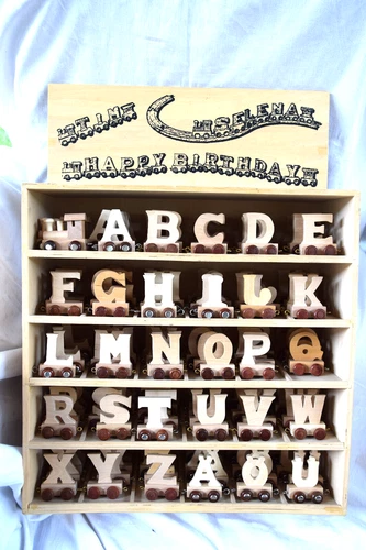 Buchstabenzug Buchstaben Zug Anhänger Holzbuchstaben Holz Spielzeug Namenszug