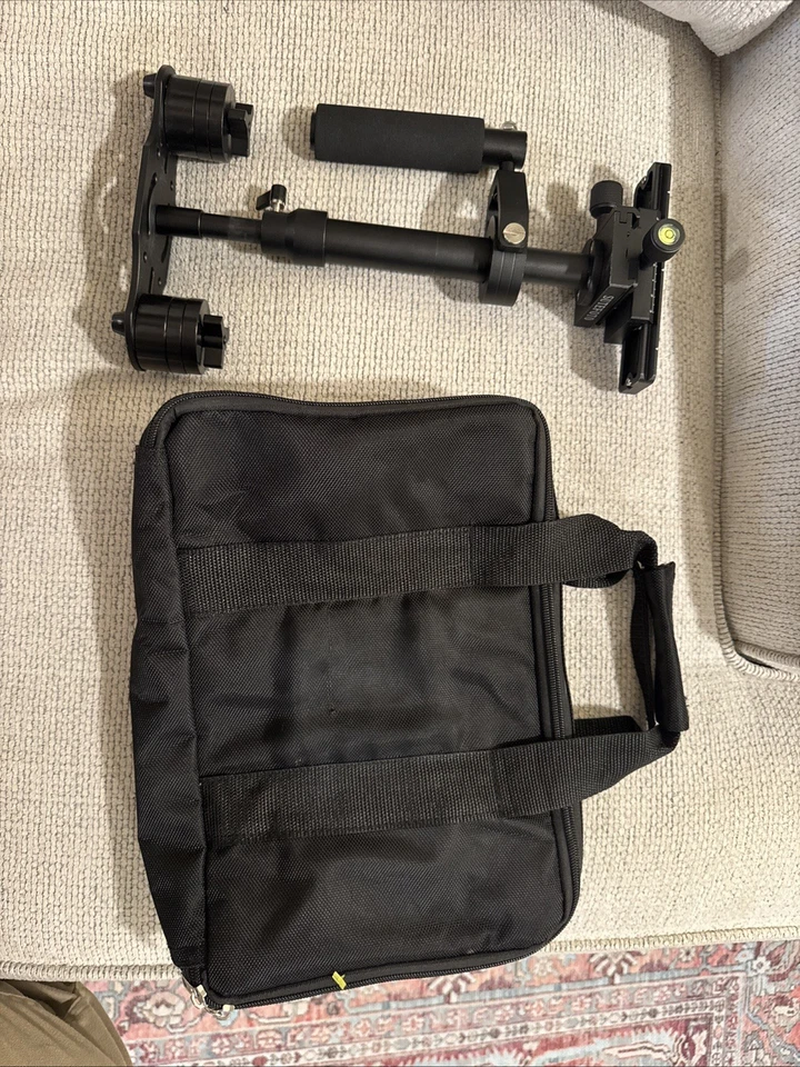 ESTABILIZADOR DE MANO AJUSTABLE SUTEFOTO STEADICAM PARA CÁMARA con estuche usado Foto 3 de 3