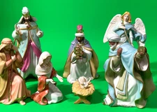 Little Town of Bethlehem Nativity 7 PIECE SET Retired Lenox Melchoir is damaged