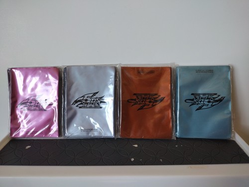 LOT OF 160 YUGIOH 4 PACKS/40 per PACK 5Ds Duelist Card Sleeves SEALED