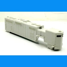 GP7 DYNAMIC UNDECORATED SHELL CURRENT CHINA VERSION  ATLAS  HO  GP-7