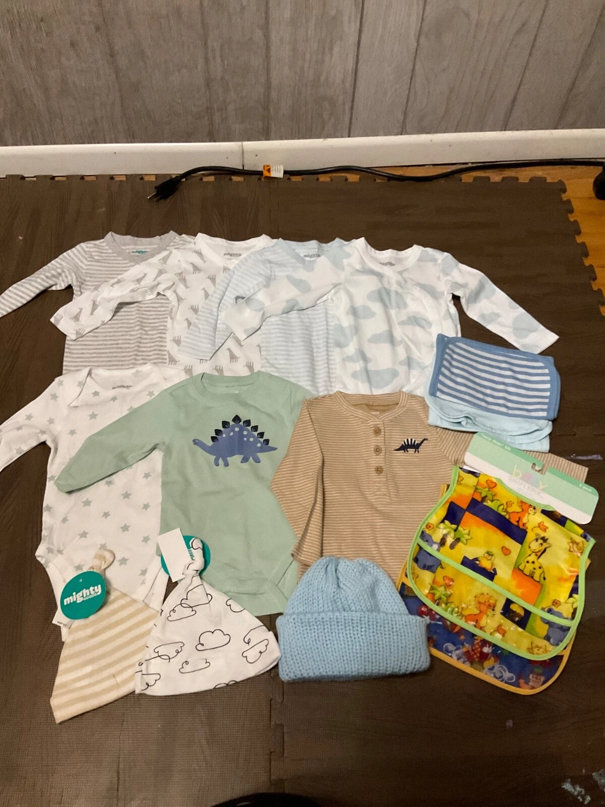 Baby Clothes lot. Boy 6 months. baby accessories. Dinosaur. Cloud. 13 pieces.