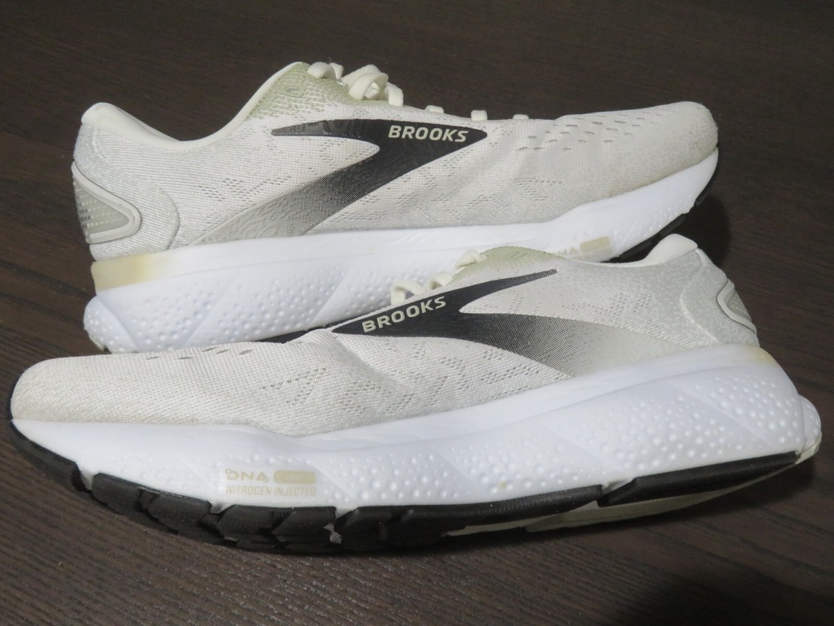 Brooks Ghost 16 Mens Size 11.5 Medium D White Black Running Sneakers 1104181D125 Brooks Men main image 2