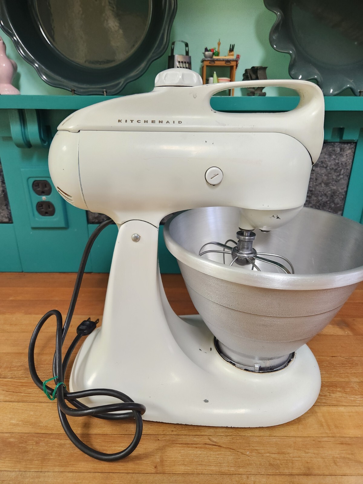 Vintage KitchenAid Hobart Model 3C Stand Mixer, 3 Qt. Mid Century 1949 REFURBISH