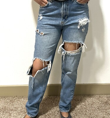 Urban Outfitters BDG High Rise Mom Jeans Distressed Womens