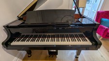 Yamaha C1x Sh Baby Grand Piano With Silent Play Feature In Polished Ebony