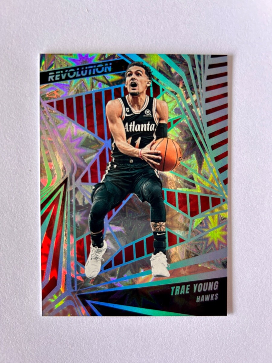 【アジア限定 NEW YEAR RC】TRAE YOUNG PANINI 2018-19 Panini Status Trae Young Rookie Card #192 Hawks Hot