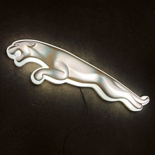 JAGUAR LEAPER LED ILLUMINATED