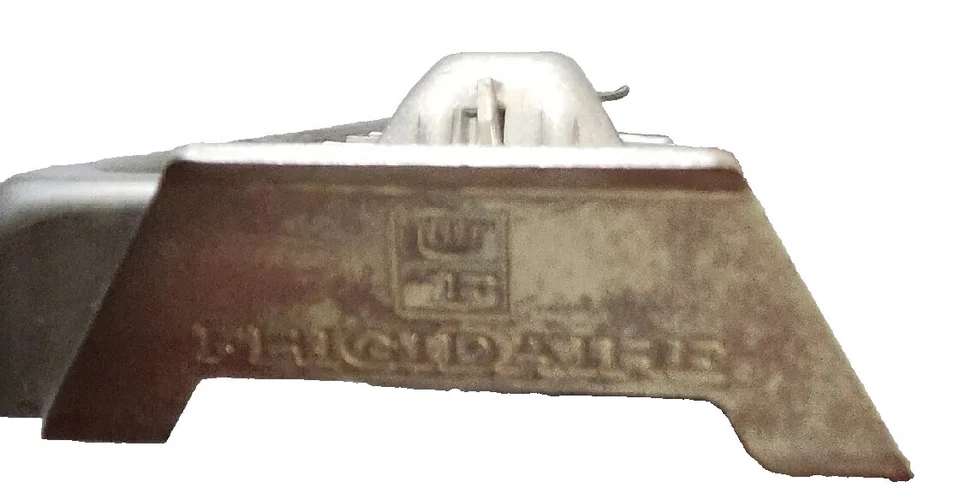 Винтажный алюминиевый быстросъемный лоток для кубика льда ретро Frigidaire Quickube - Изображение 3 из 4