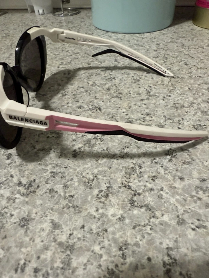 BALENCIAGA BB0024SA 002 Havana Tortoise/White 56 mm Sunglasses - MSRP $450 - Image 4 of 4