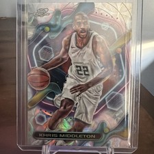 2023-24 Topps Cosmic Chrome - Khris Middleton #72 Nucleus Refractor