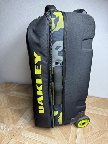 Oakley Black Long Weekend Carry On Roller ONE SIZE - Picture 3 of 23