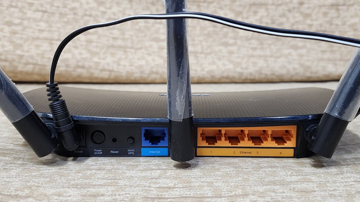 TP-Link Wi-Fi Wireless Router 450 Mbps Model TL-WR940N | eBay