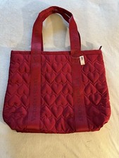 NWT Victoria  s Secret Quilted Red Heart Tote Bag Valentine  s Day Packable Tote
