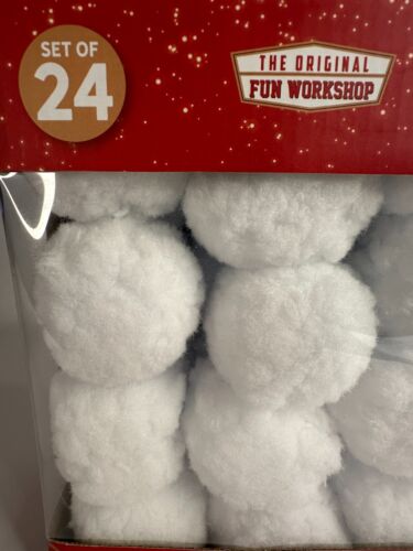 Snowball Indoor Fight Set of 24 Soft Plush The Original Fun Workshop Adults Kids - Picture 6 of 6